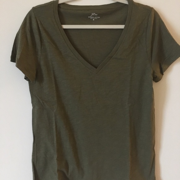 J. Crew basic olive green tee, M - Picture 1 of 3